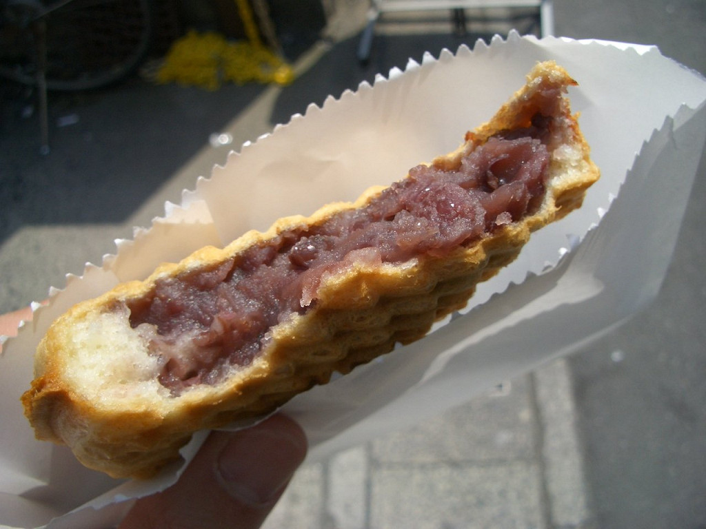 http://www.shintoko.jp/engblog/archives/images/2007/04/070410_taiyaki05.jpg