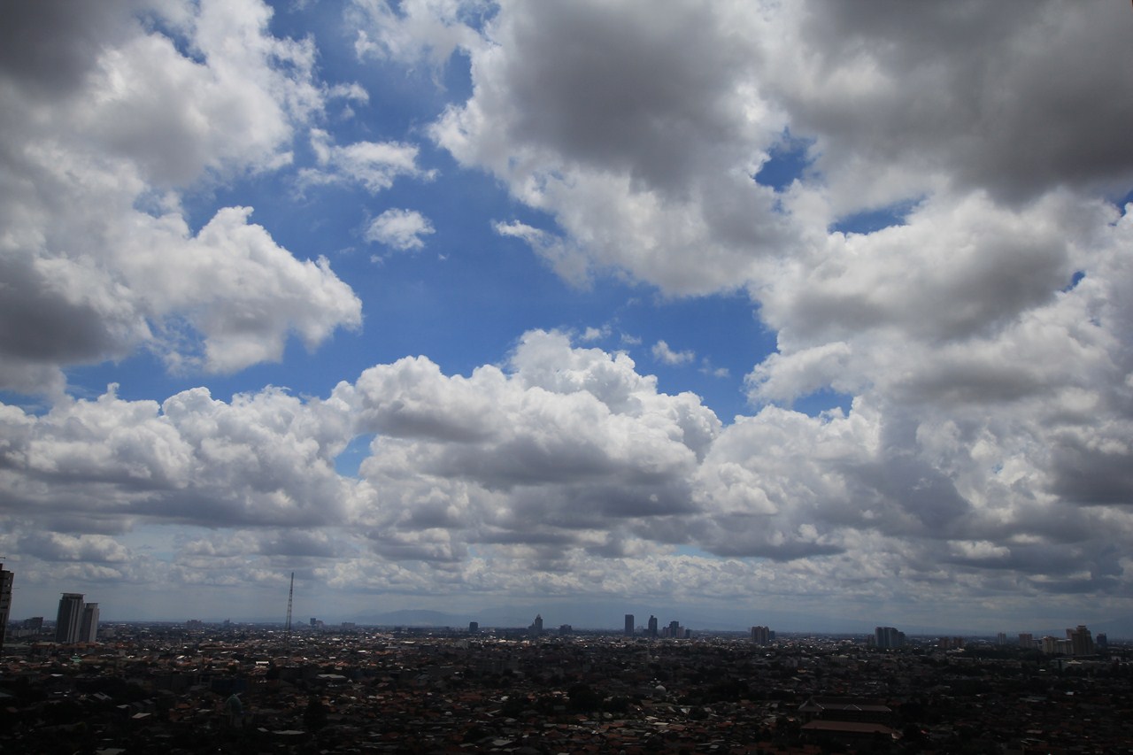 http://www.shintoko.jp/engblog/archives/images/2013/01/130101_morningjakarta591.jpg