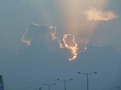 101106_qatarcloud705.jpg