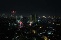 130101_fireworksjakarta527.jpg