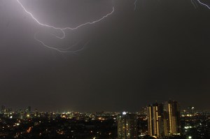 130415_lightning4047.JPG